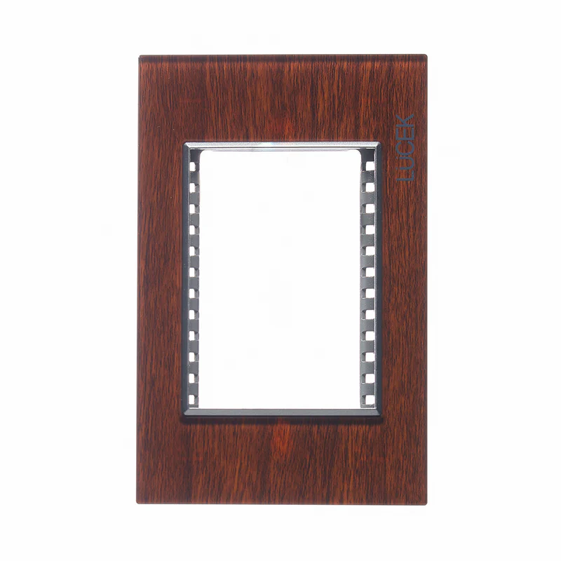 Lucek colors madera nogal placa metalica de 3 modulos