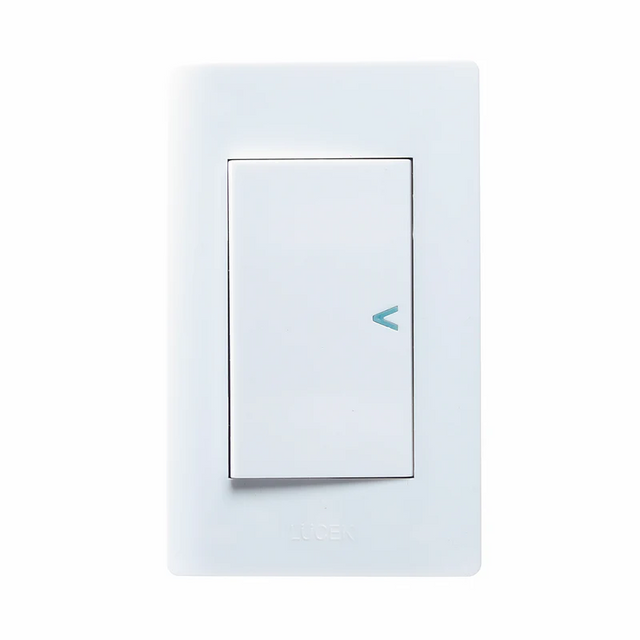 Lucek placa con apagador blanco 3 modulos