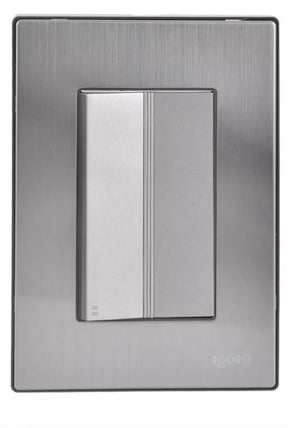 Igoto placa armada inox con 1 apagador escalera de 3 mã“dulos plata