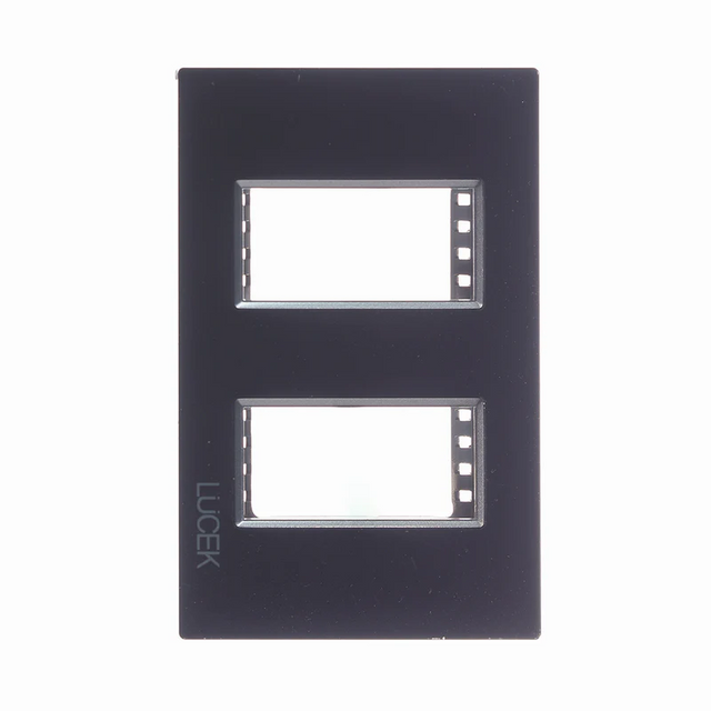 Lucek colors negro placa metalica de 2 mod