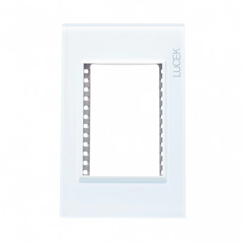 Lucek colors blanco placa metalica de 3 modulos