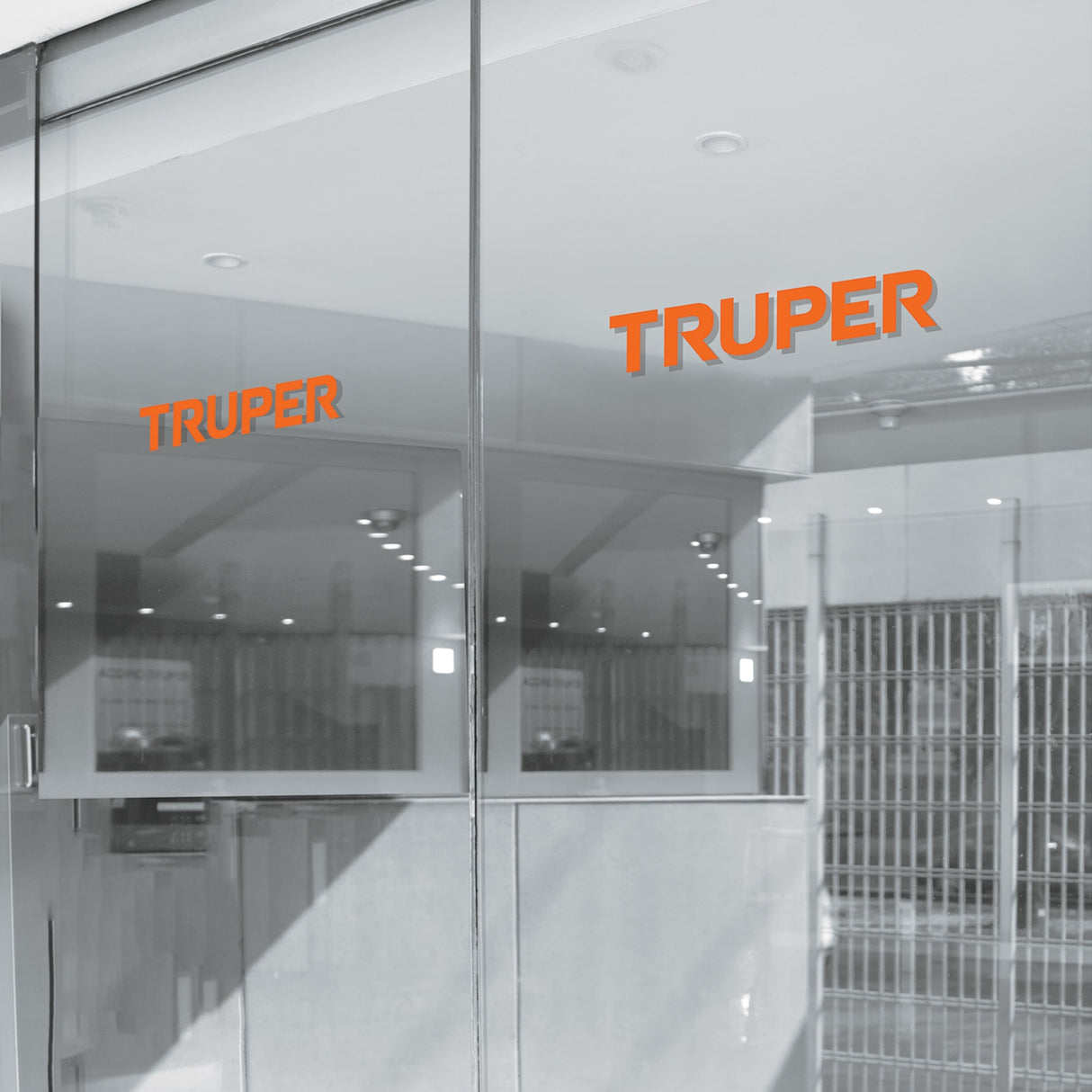 Logotipos de Vinil Autoadherible de 60 cm, Truper