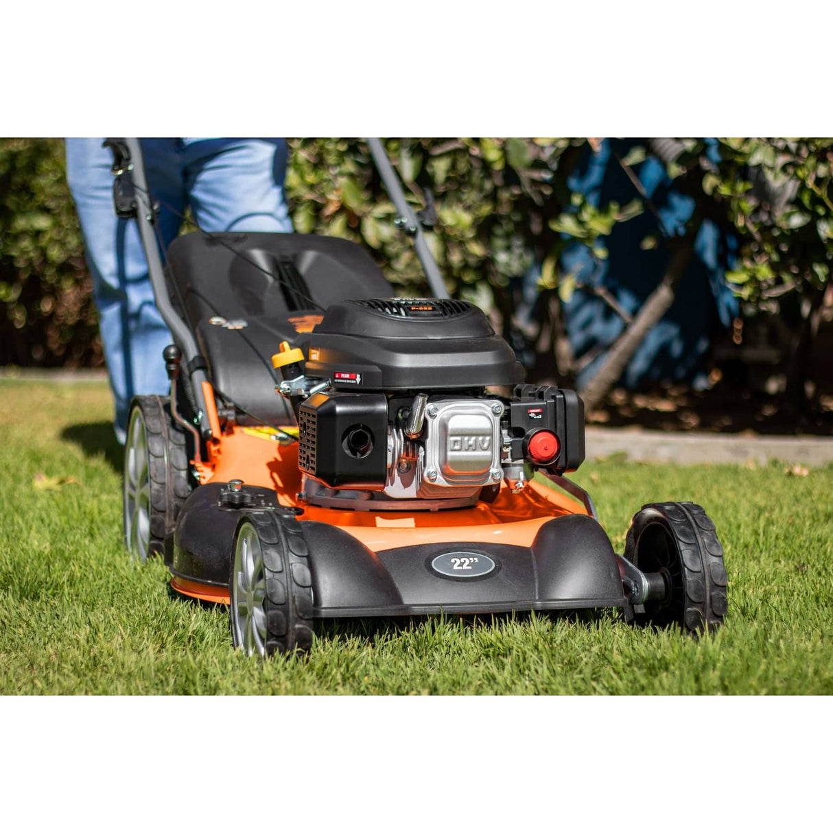 Podadora con Motor a Gasolina de 6 HP, 22' de Corte, Truper